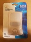 041520058317 Intertek Motion Activated Night Light