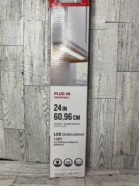 Intertek 080629704251 Utilitech 24-in Plug-in Led Under Cabinet Strip Light