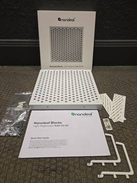 N8100e00-1bp Nanoleaf Blocks Light Pegboard Add-on Kit