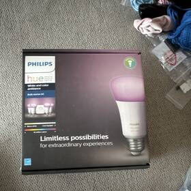 9290012573 Philips Hue White And Color Ambiance Kit 4 A19 Bulbs 800 Lm Changing