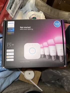 Philips 9290034690 Hue Starter Kit With Bridge 4x E26 Led White And Color 1100lm Matter