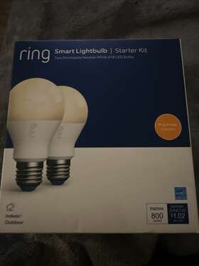 5at1s3 Ring 842861111651 A19 Smart Led Lightbulb Indoor/outdoor 2-pack Starter Kit White