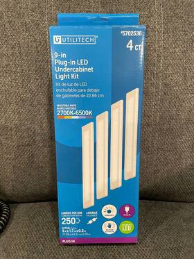 5702536 Utilitech New In Box 9 Inch Plug Led Undercabinet Light Kit