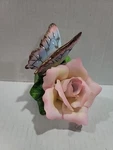 Cosmos Gifts - Butterfly With Peace Rose Night Light Out Of Box. Fixed Price $22.00.