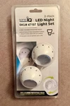 Soniciq Led Night Light Set 2-PACK 360 Rotating Head Photoelectric Sensor. Fixed Price $9.75.