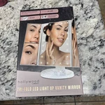 Vivitar Mirror Hollywood Tri-fold Led Light Vanity Makeup New In Box. Fixed Price $14.99.
