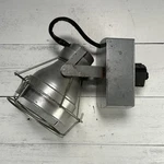 Janmar 744E-39CMH-JUNO-T4 Track Lighting Head 120V G8.5 20AMPS. Fixed Price $19.99.
