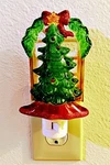 St. Nicholas Square Christmas Tree Window Wreath Night Light. Fixed Price $21.73.