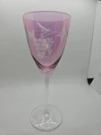 Royal Gallery Crystal Wine Glass 9" Light Rose Pink Etched Grapevine RGA3 -.... Fixed Price $35.00.