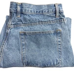 Berkley Jensen Mens Light Wash Denim Jeans 38X30 (38X28) Relaxed Fit Cotton. Fixed Price $16.99.