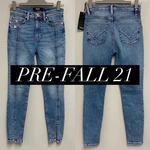 Hudson Jeans Barbara High Waist Skinny Pre-fall 21 Crop Size 25. Fixed Price $120.00.