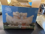 Vtg Enesco Precious Moments Two By Noah Ark Night Light Set W/ Figurines. Fixed Price $40.00.