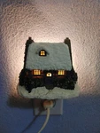 Thomas Kinkade Painter Of Light Stone Hearth Hutch Sculpted Night Box. Fixed Price $10.00.