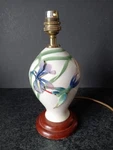 (768) Beautiful Franz Porcelain Hummingbird Table Lamp Base. Fixed Price $159.88.