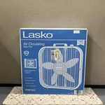 Lasko Air Circulating Box Fan, 3 Quiet Speeds Blanco. Fixed Price $29.99.
