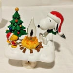 Peanuts Snoopy Woodstock Flickering Outdoor Christmas Campfire Night Light Works. Fixed Price $52.99.