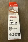 Utilitech 12" Led Warm White Undercabinet Hardwired Light Bar New. Fixed Price $17.99.
